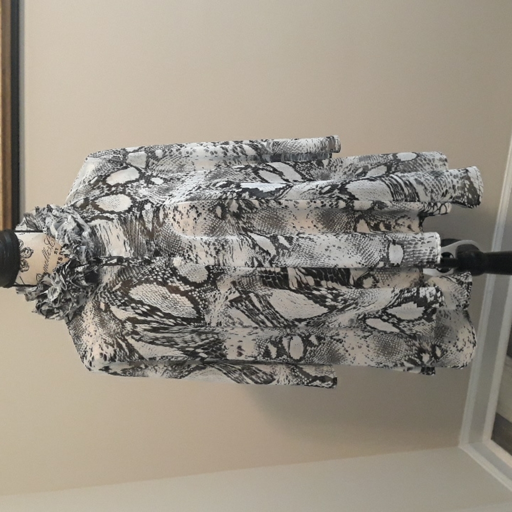 NWT fancy designer's top.